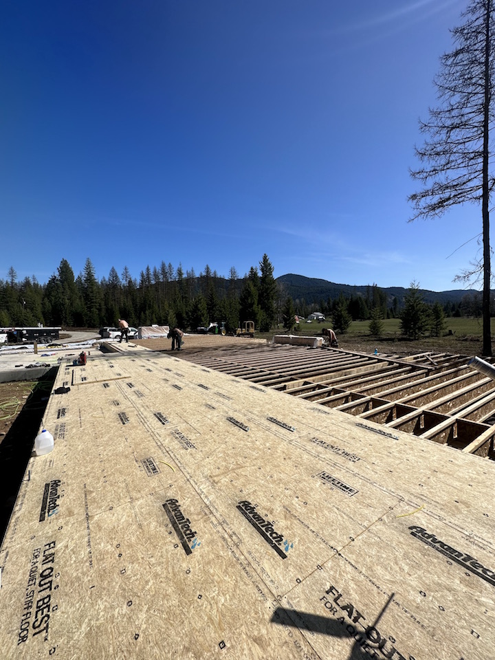 Chris Turnbull & Crew of Box H Construction on large build in Sandpoint Idaho